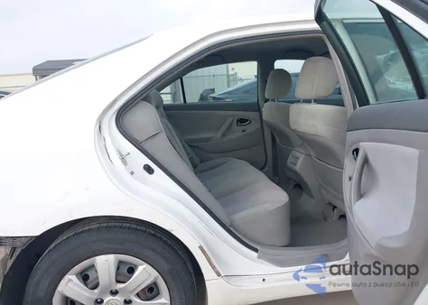 2010 Toyota Camry z USA, uszkodzony, nr VIN 4T1BF3EK6AU539666